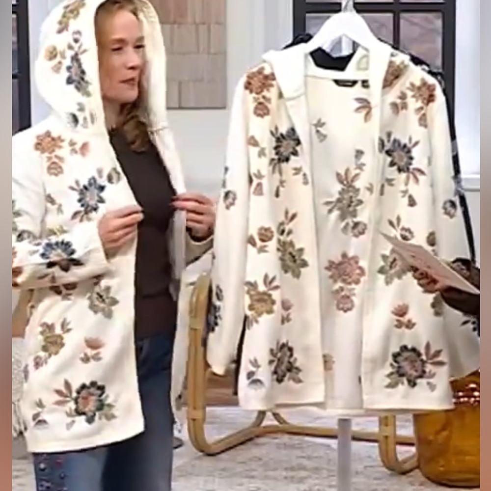 NWT (size L) Driftwood Jeans Corded Shelly Kimono with Embroidery Vintage Floral - Picture 7 of 9